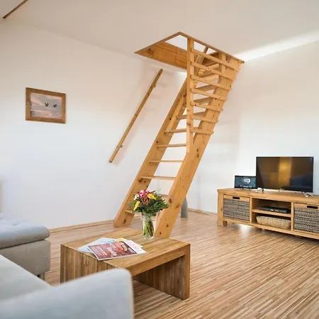 Zum Goldenen Anker Apart Otel Stralsund